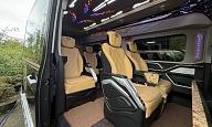 Thuê xe limousine dcar đi sân Golf Sky Lake