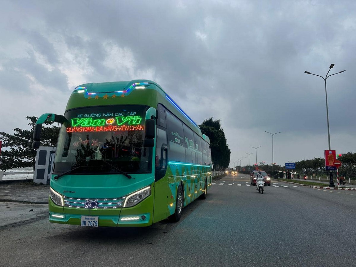 '.stripslashes($title).' Bus from Vientiane to Da Nang